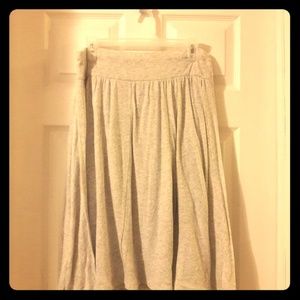 Soft flowy gray heather skirt